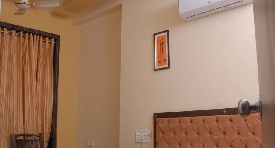 Hotel Ronak Royal, Porbandar 4